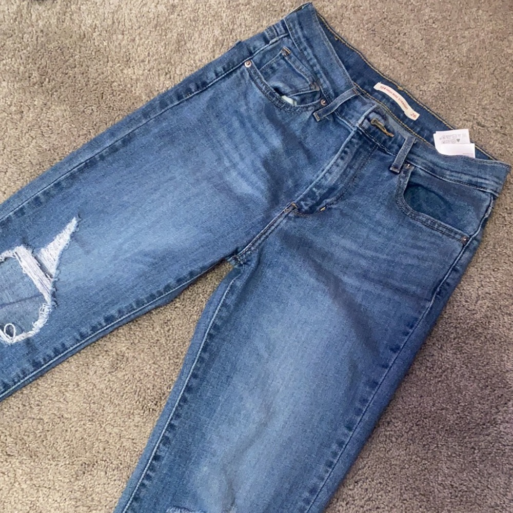 LEVI JEANS - Picture 2 of 4